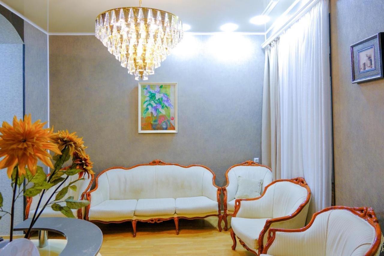 Lavender Boutique Hotel Тбилиси Екстериор снимка